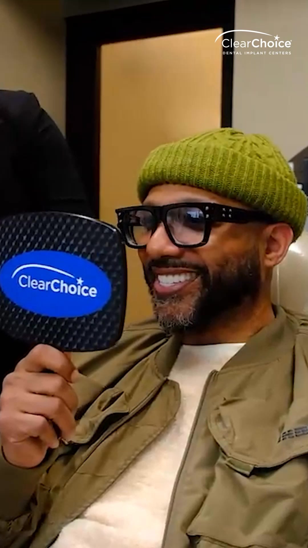 ClearChoice Dental Implant Centers Facebook video ad creative: Get your smile back